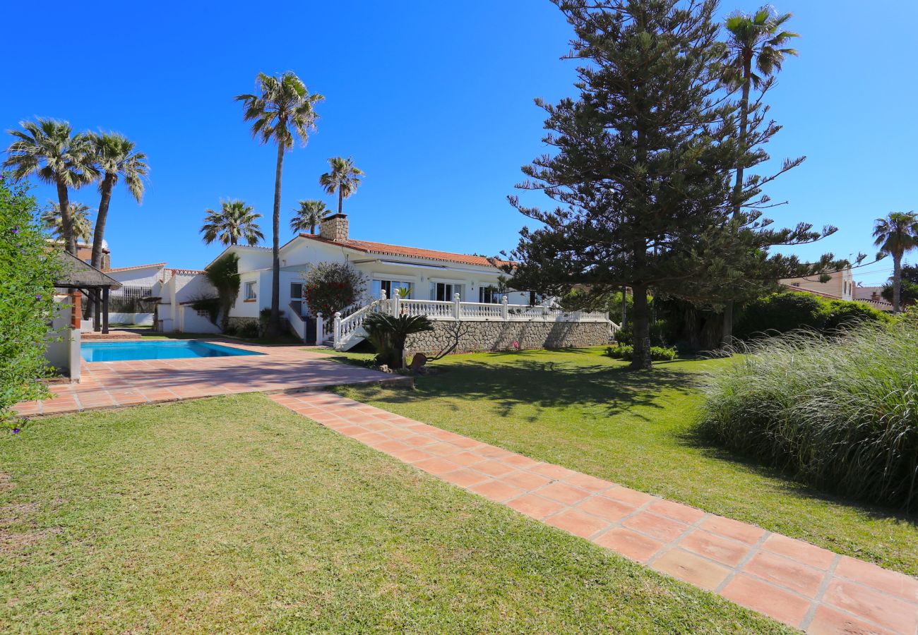 Villa en Rincón de la Victoria - VILLA DEL MAR 'Boutique Beach-House' 11PAX