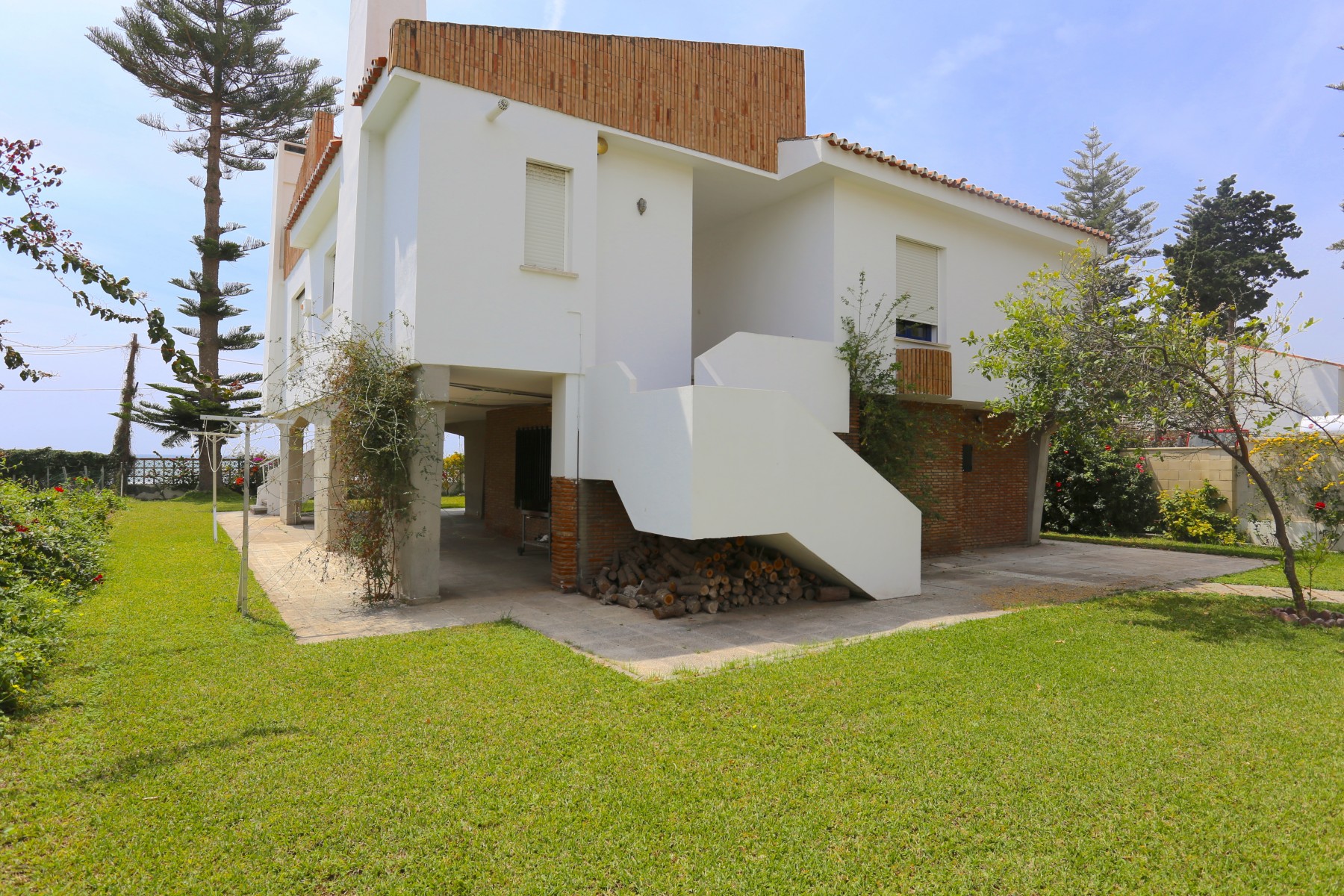 THE BEACH Charming Holiday House 10PAX