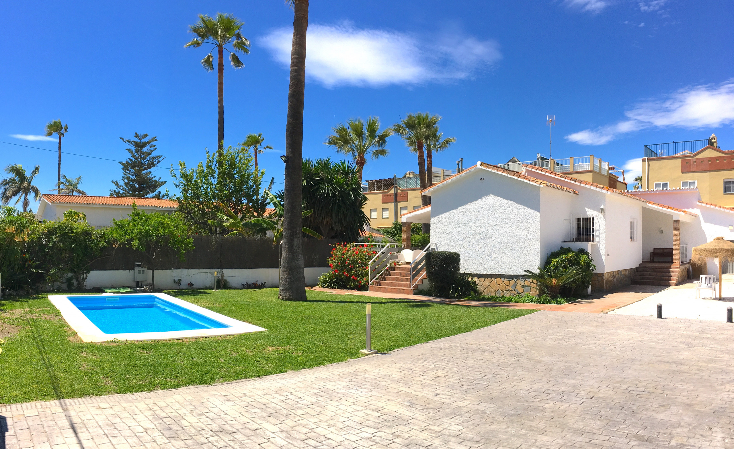 VILLA DEL SOL Beach Premium 8PAX