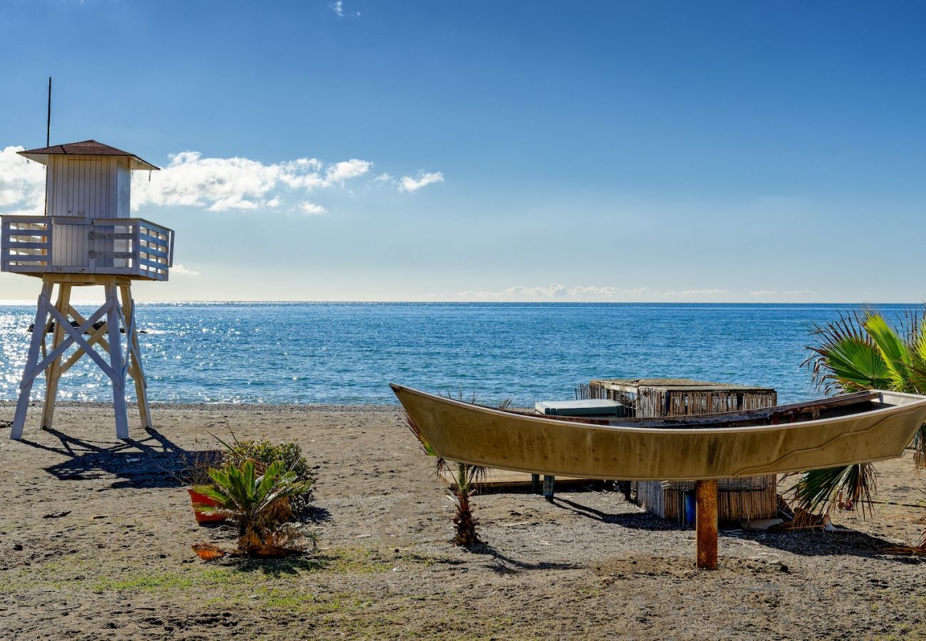 Villa en Rincón de la Victoria - VILLA ALBORAN Beachfront 9PAX