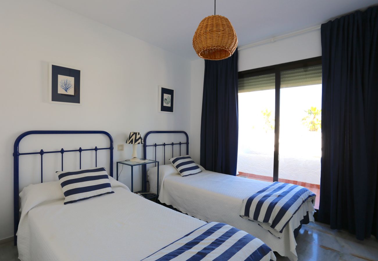 Casa en Estepona - PLAYA PALOMA Premium Beachfront