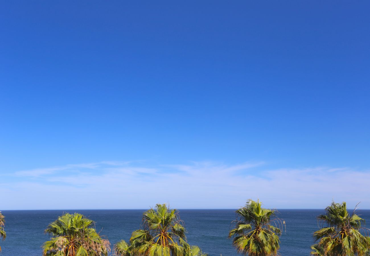 Casa en Estepona - PLAYA PALOMA Premium Beachfront