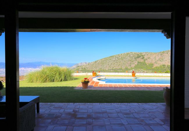 Villa en Alhaurin de la Torre - LAS BREÑAS Premium Rural Villa 4PAX Villa en Alhaurin de la Torre - LAS BREÑAS Premium Rural Villa 4PAX