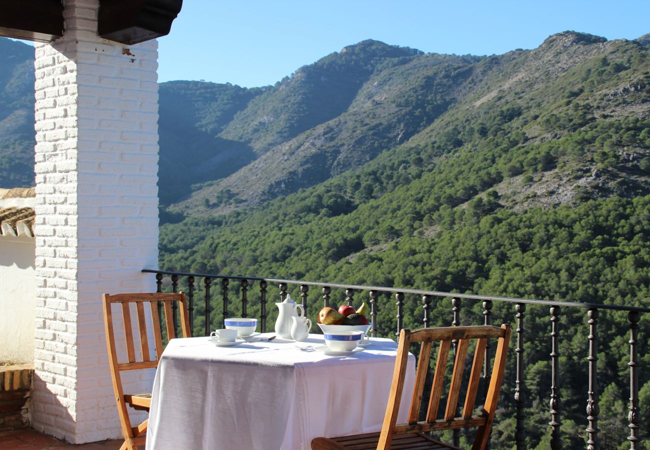 Villa en Alhaurin de la Torre - LAS BREÑAS Premium Rural Villa 4PAX