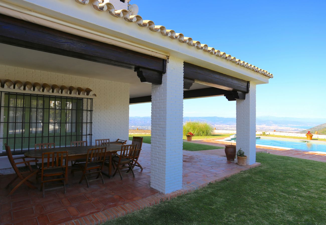 Villa en Alhaurin de la Torre - LAS BREÑAS Premium Rural Villa 4PAX