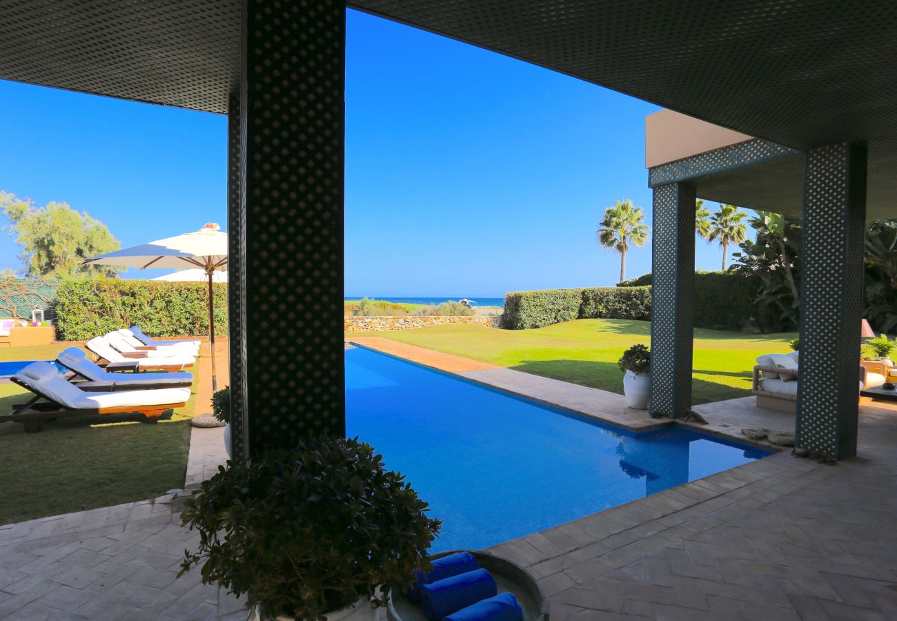 Villa en Estepona - Las Ranas CASASOLA BEACH & GOLF VILLA