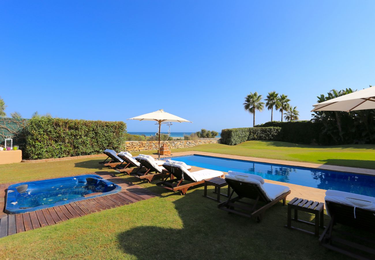 Villa en Estepona - Las Ranas CASASOLA BEACH & GOLF VILLA