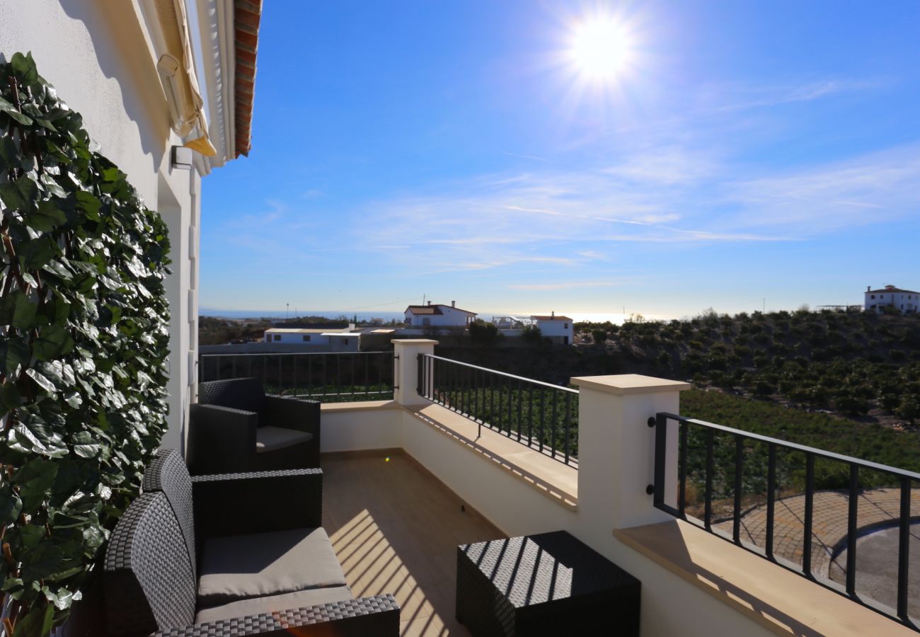 Chalet en Vélez Málaga - NIZA BEACH Holiday House 10PAX