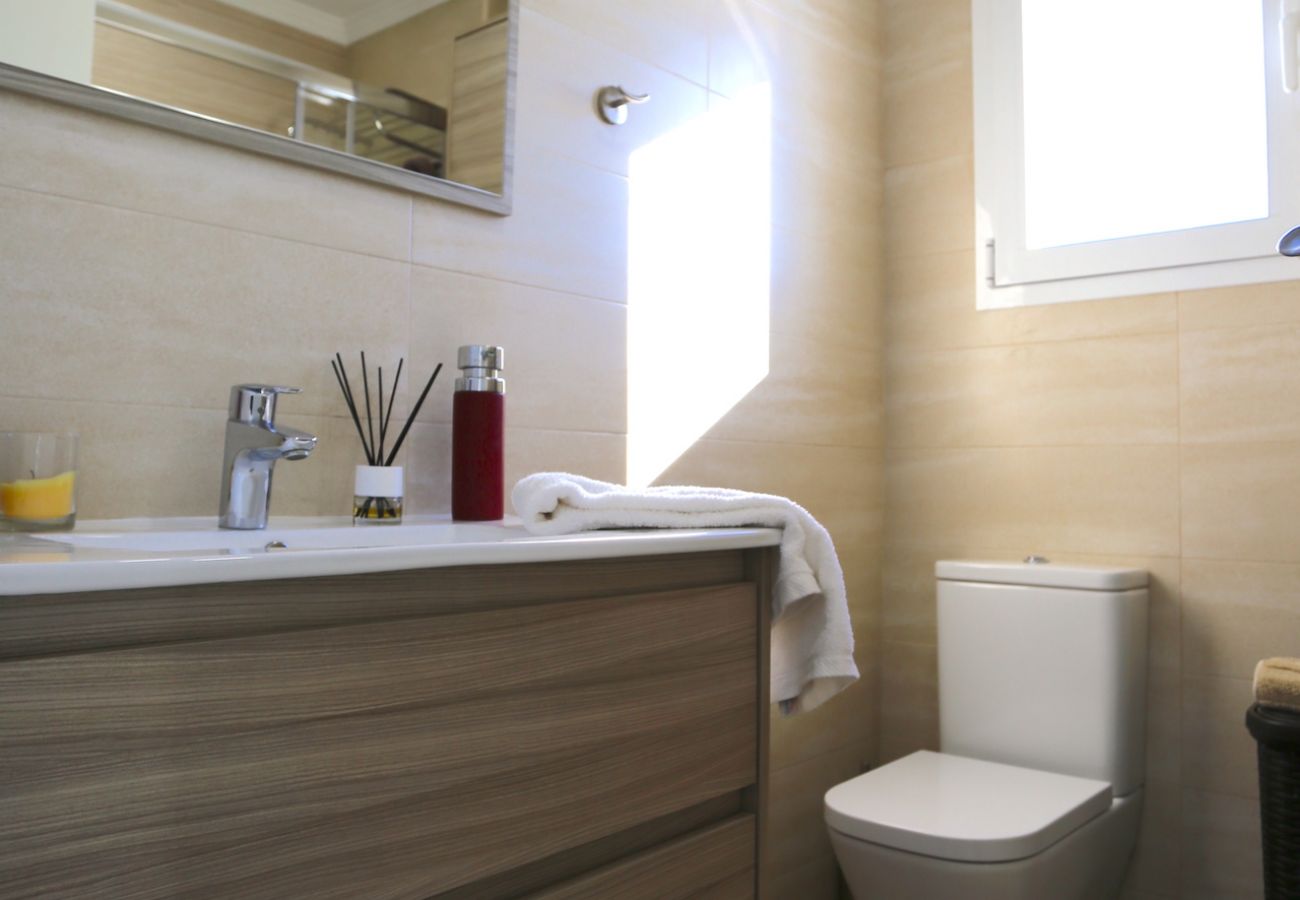 Chalet en Vélez Málaga - NIZA BEACH Holiday House 10PAX