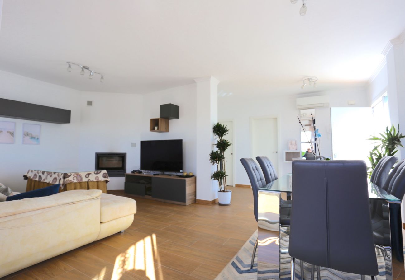 Chalet en Vélez Málaga - NIZA BEACH Holiday House 10PAX
