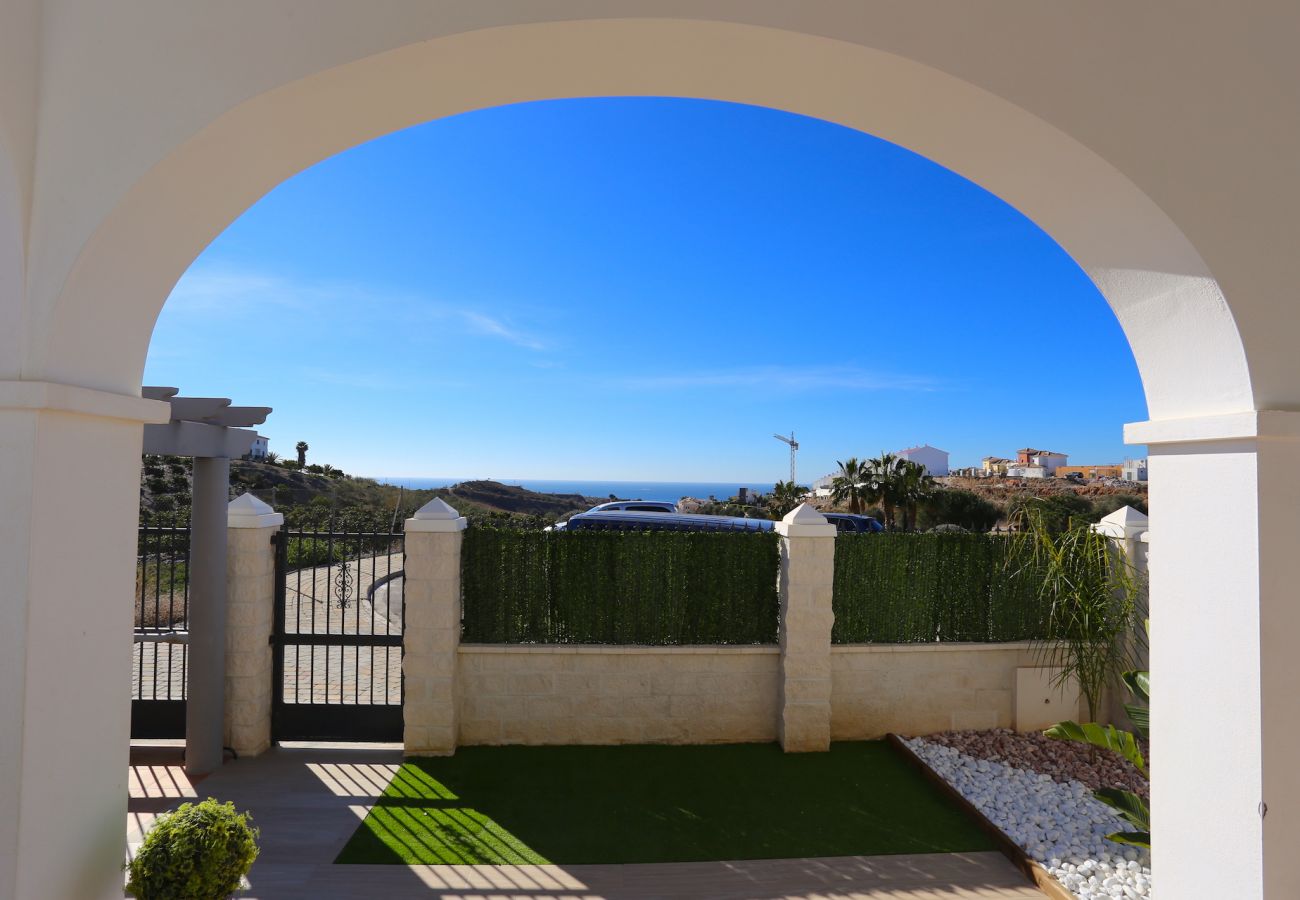 Chalet en Vélez Málaga - NIZA BEACH Holiday House 10PAX