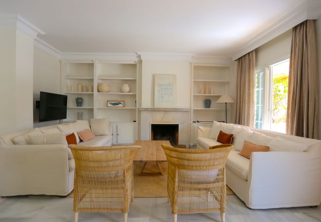 Casa adosada en Málaga - PARQUE CLAVERO Beach & City Premium House