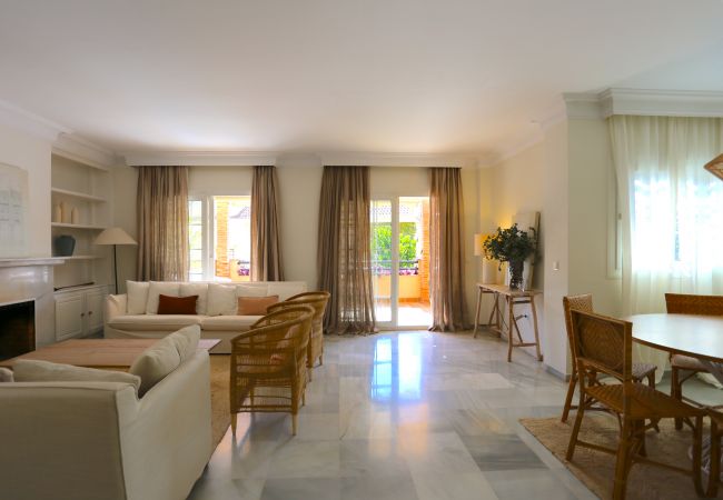 Casa adosada en Málaga - PARQUE CLAVERO Beach & City Premium House