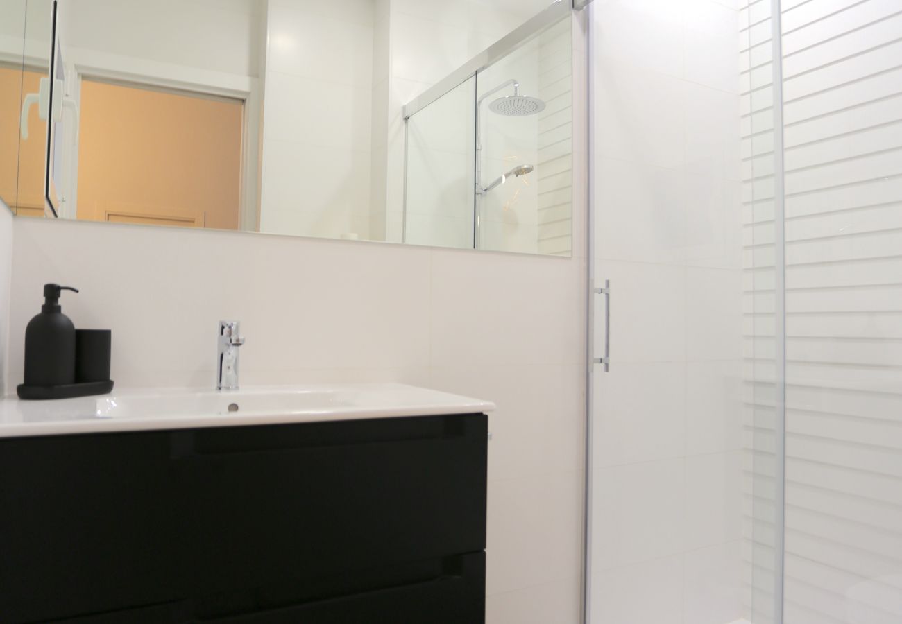 Apartamento en Málaga - REDING Beach & City Apartment