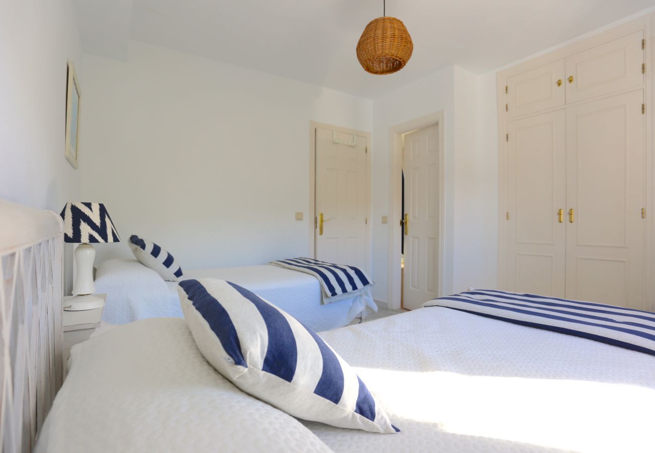House in Estepona - ESTEPONA Premium Beach House