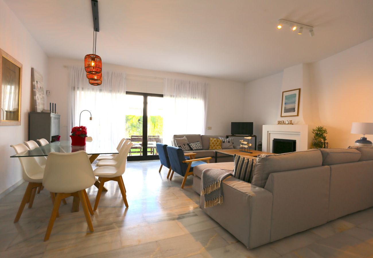 House in Estepona - ESTEPONA Premium Beach House