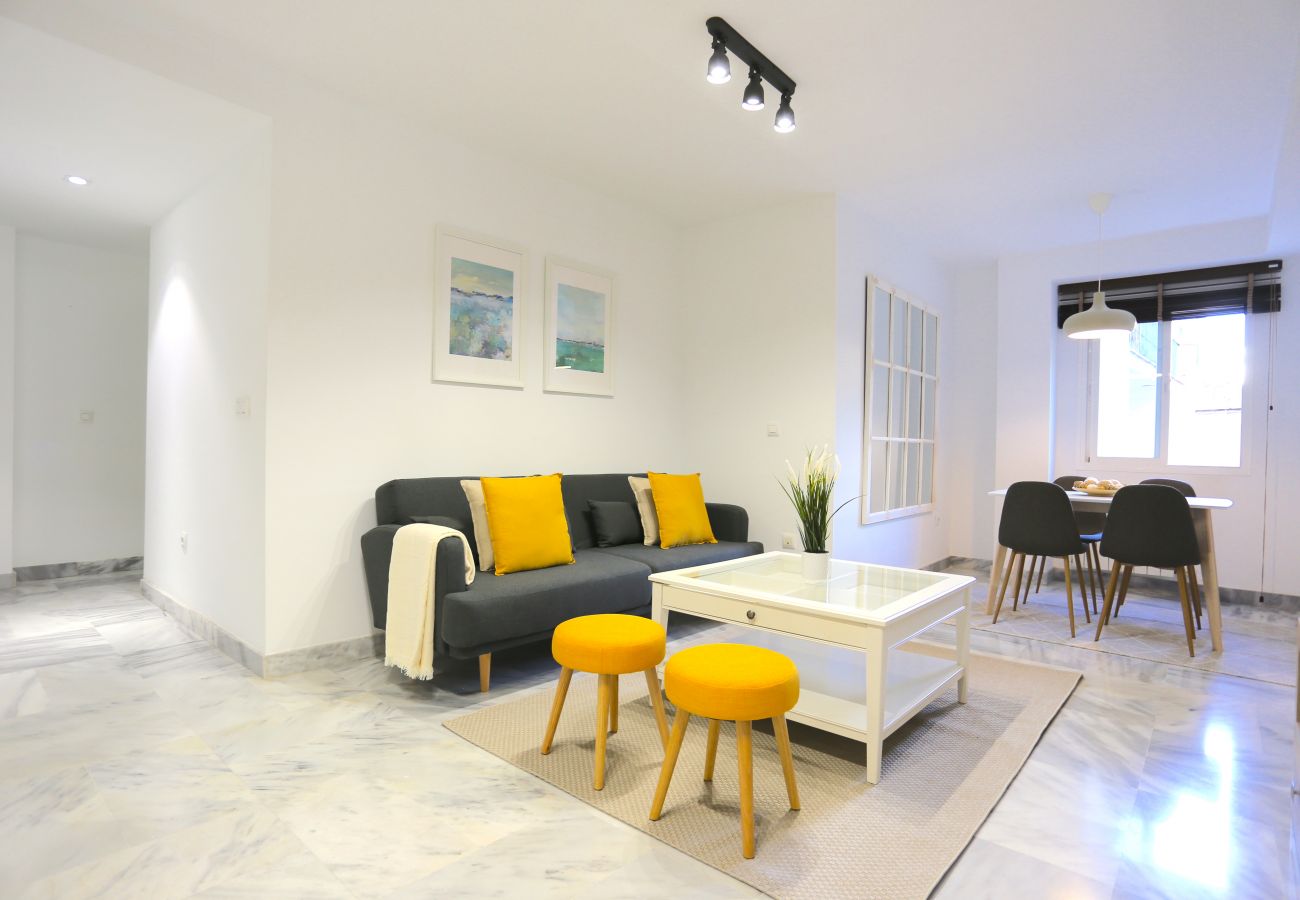 Apartment in Málaga - VICTORIA City Apartment 5PAX
