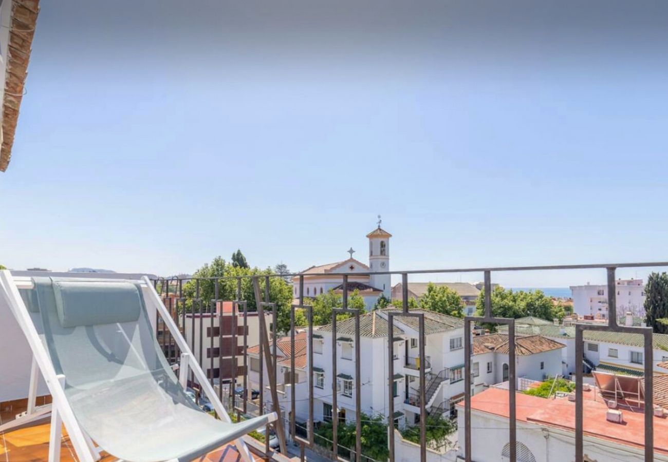 Apartment in Málaga - PEDREGALEJO Beach & City Premium 8PAX
