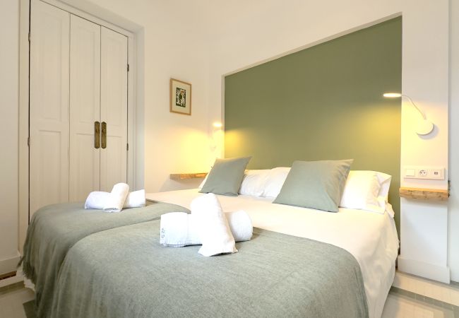 Apartment in Málaga - VILLA CLAVERO TWO Premium Apt