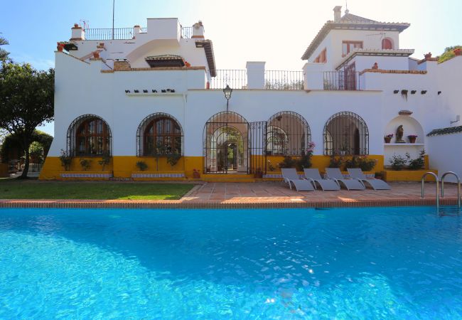 Apartment in Málaga - VILLA CLAVERO FOUR Premium Apt