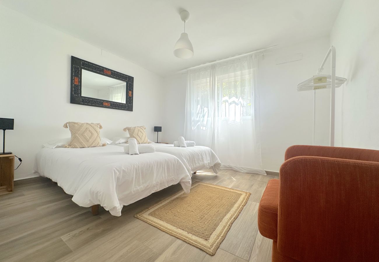 Chalet in Málaga - GARDEN HOUSE Malaga City